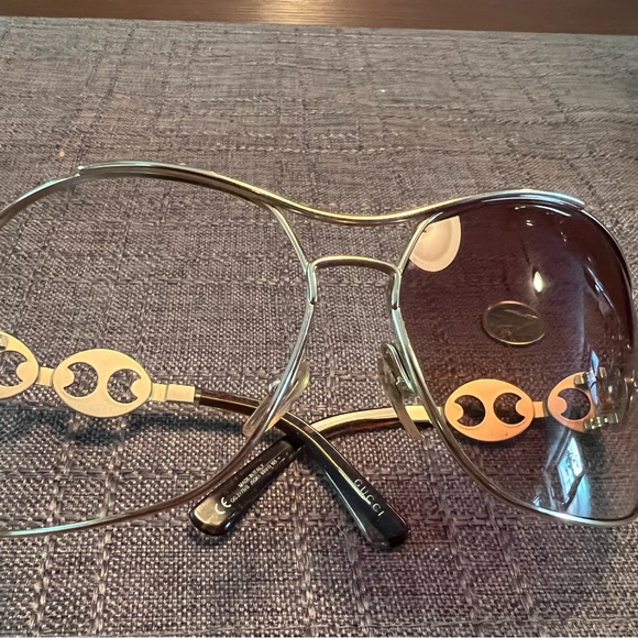 Gucci sunglasses - Picture 6 of 7